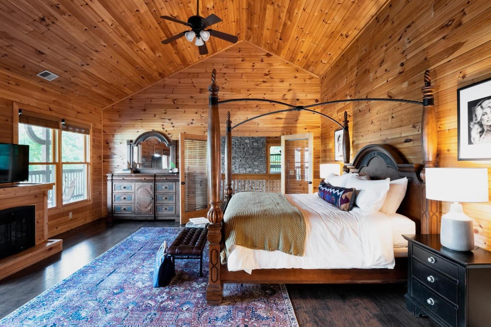 Hickory Ridge By Avantstay Incredible Private Elevated Cabin Sleeps 20 แกตลิงเบิร์ก ภายนอก รูปภาพ